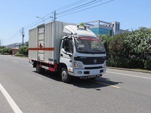 ZQS5040XRYB5易燃液体厢式运输车燃油公告图片2