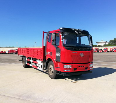 CA1180P62K1L4E5平头柴油载货汽车燃油公告图片2