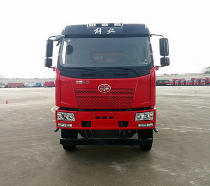 CA3180P62K1L5AE5平头柴油自卸汽车燃油公告图片1