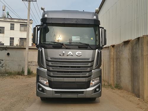 HFC4252P13K7E33S7V牵引汽车燃油公告图片1