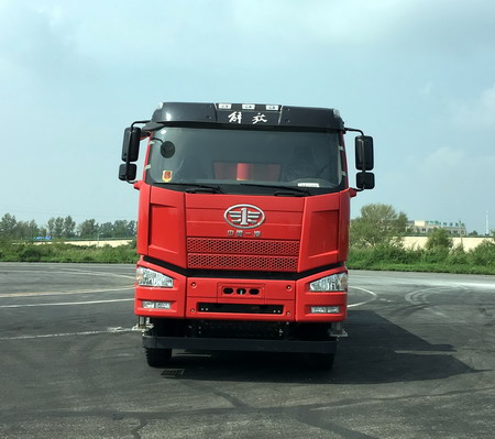 CA5310ZLJP66K24L2T4E5自卸式垃圾车燃油公告图片1