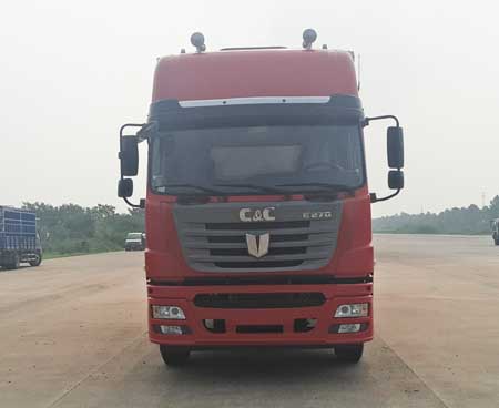 QCC5252XXYD659M厢式运输车燃油公告图片1