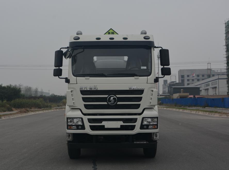 SRT5250GYY运油车燃油公告图片1
