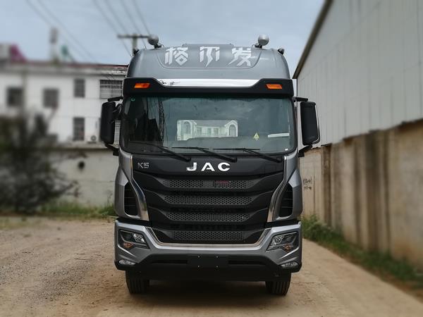 HFC4251P1K7E33S7V牵引汽车燃油公告图片1