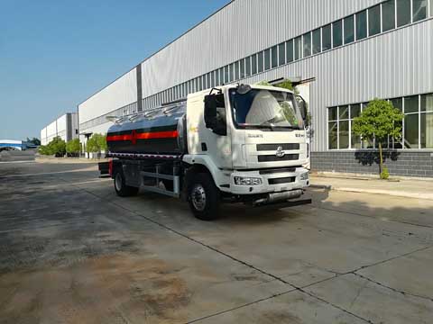 CLQ5180GYY5LZA铝合金运油车燃油公告图片2