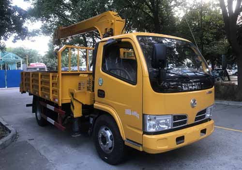 SCS5041JSQEQ随车起重运输车燃油公告图片2