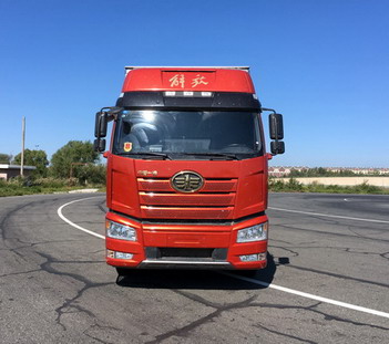 CA5180XXYP66K2L7E5厢式运输车（牵引货车）燃油公告图片1