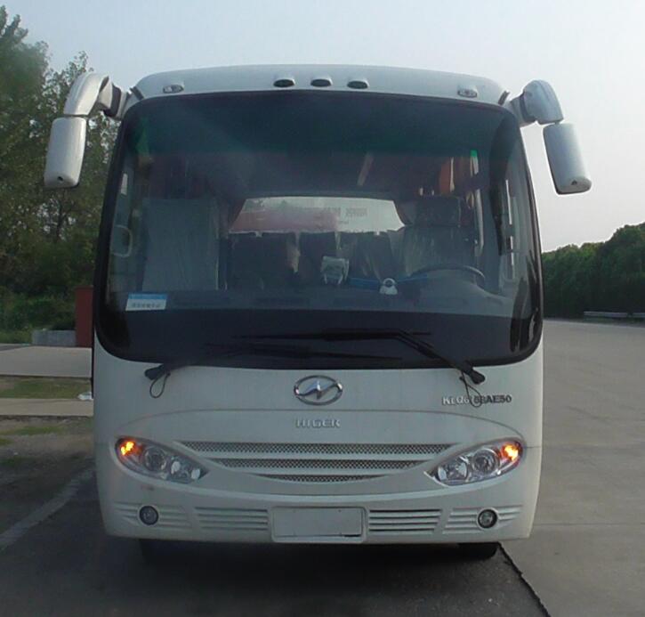 KLQ6758AE50客车燃油公告图片1