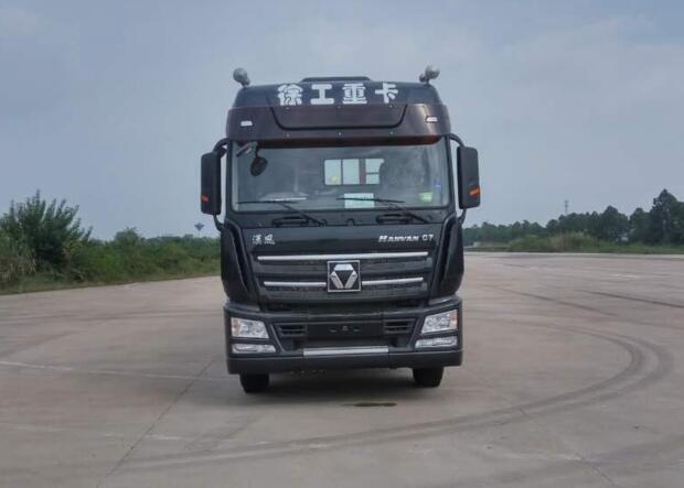 NXG4252D5WC半挂牵引车燃油公告图片1
