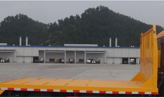 STQ5121TPBN5平板运输车燃油公告扩展图片2