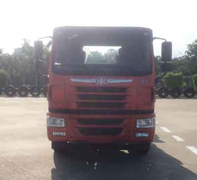 CA4186P1K2E5A80平头柴油牵引车燃油公告图片1