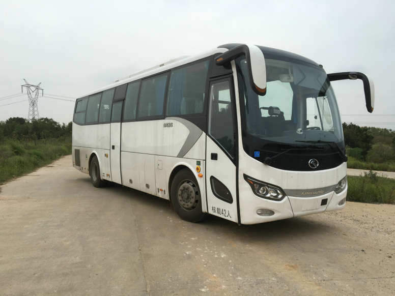 XMQ6101CYD5C客车燃油公告图片2