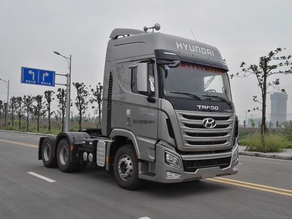 CHM4251KPQ49V牵引汽车燃油公告图片2