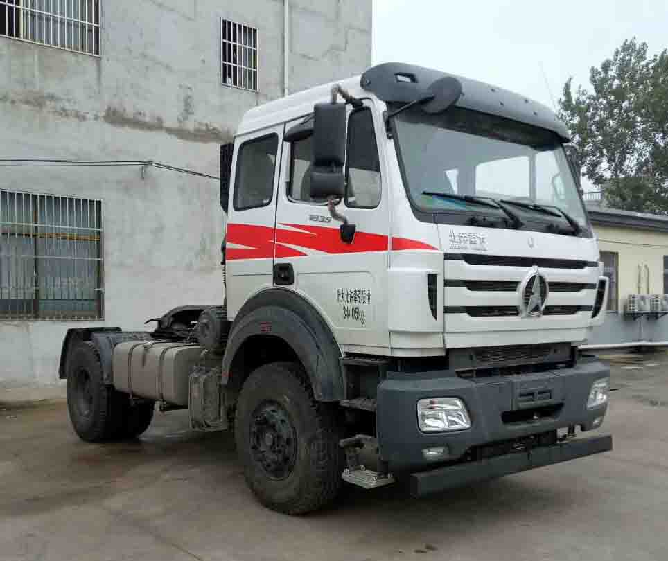 ND4180AD5J6Z02牵引车燃油公告图片2