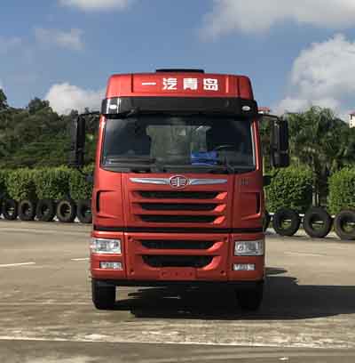 CA4256P1K2T1E5A80平头柴油牵引车燃油公告图片1