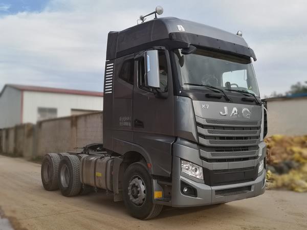 HFC4252P13K8E33S8QV牵引汽车燃油公告图片2