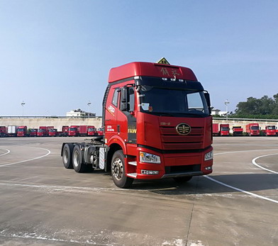 CA4250P66K24T1A1E5Z危险品运输半挂牵引车燃油公告图片2