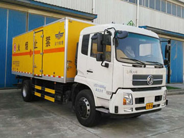 XKC5180XQY5D爆破器材运输车燃油公告图片2