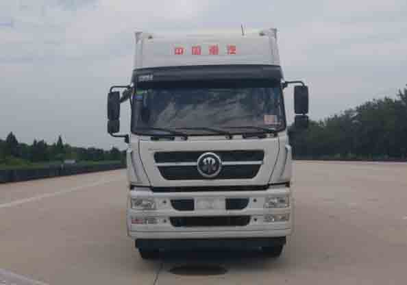 ZZ5253XXYM60HGE1厢式运输车燃油公告图片1