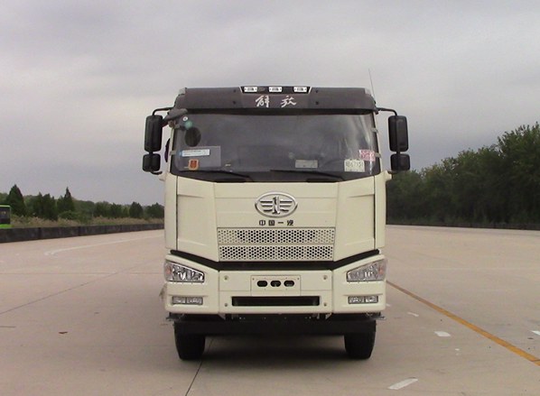 XT5315GJBCA36E混凝土搅拌运输车燃油公告图片1