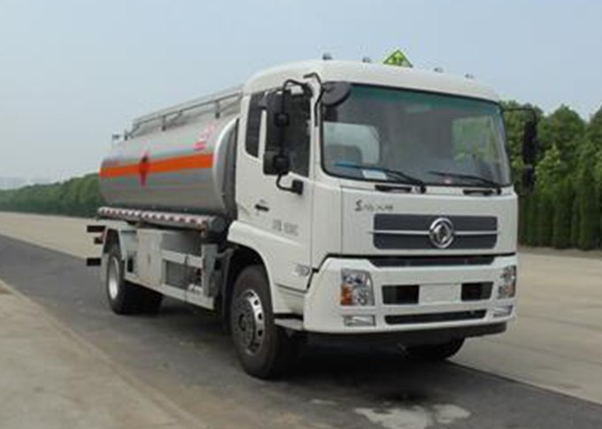 SLS5182GYYD5运油车燃油公告图片2