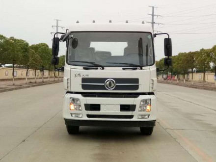 DFH4180B半挂牵引汽车燃油公告图片1