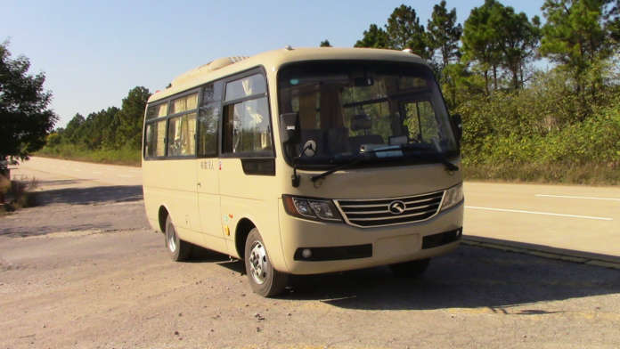 XMQ6608AYD5D客车燃油公告图片2