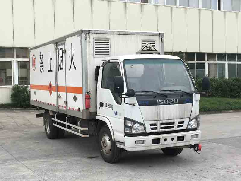 QL5060XRYA5KAJ易燃液体厢式运输车燃油公告图片2