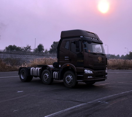 CA4220P63K2T3AE5平头柴油半挂牵引汽车燃油公告图片2