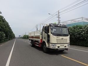 ZQS5181TQPLF5气瓶运输车燃油公告图片2
