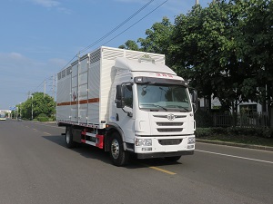 ZQS5180TQPXF5气瓶运输车燃油公告图片2
