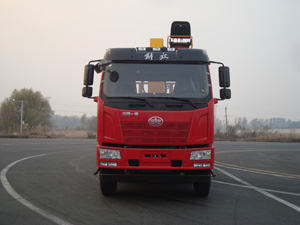 CSJ5252JSQ5随车起重运输车燃油公告图片1
