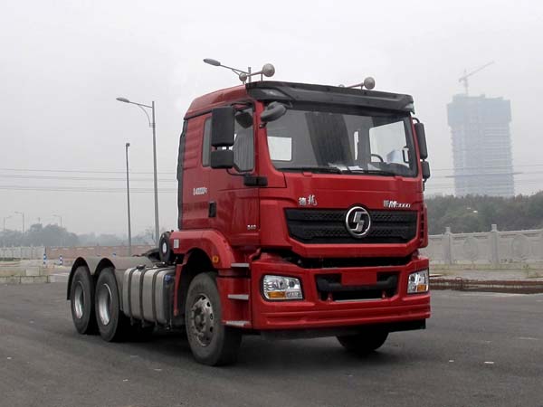 SX4250MC4牵引汽车燃油公告图片2