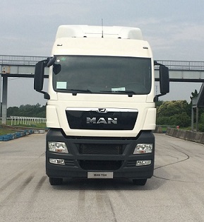 TGX28.480半挂牵引车燃油公告图片1