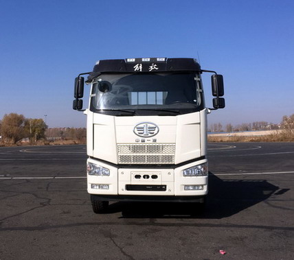 CA5250TPBP63K1L3T1E5平板运输车燃油公告图片1