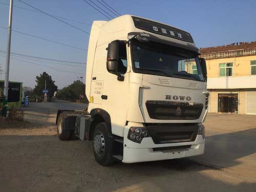 ZZ4187V361HE1牵引汽车燃油公告图片2