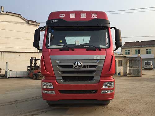 ZZ4255N3246E1牵引汽车燃油公告图片1