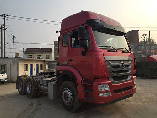 ZZ4255N3246E1牵引汽车燃油公告图片2
