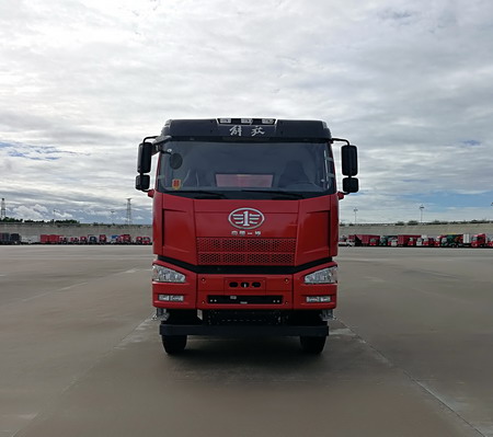 CA5310ZLJP66K24L2T4E5自卸式垃圾车燃油公告图片1