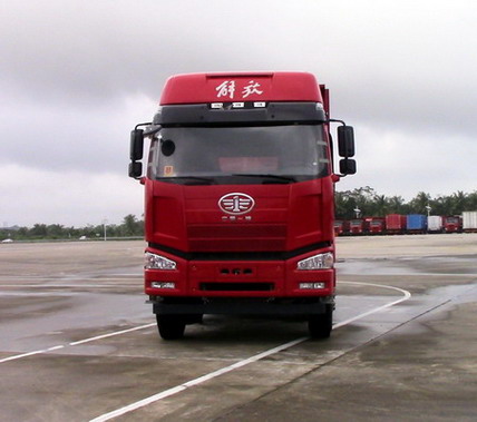 CA5310ZLJP66K24L6T4AE5自卸式垃圾车燃油公告图片1