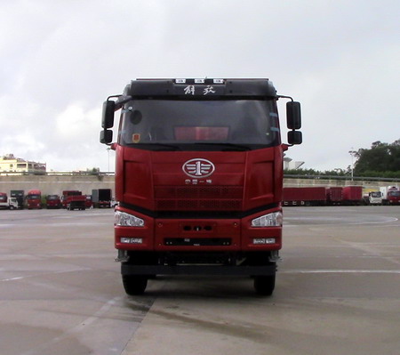 CA5310ZLJP66K24L6T4AE5自卸式垃圾车燃油公告图片1