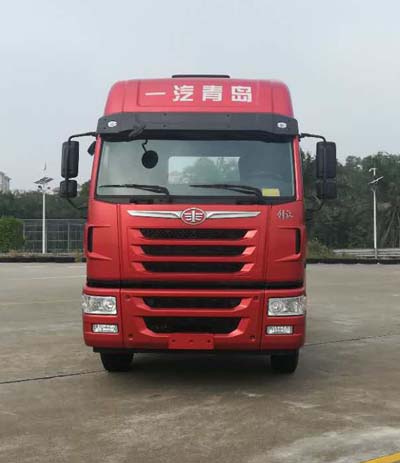 CA4257P2K15T1E5A80平头柴油牵引车燃油公告图片1