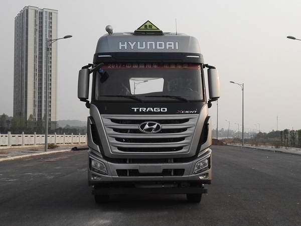 CHM4250KPQ49WXPV危险品牵引汽车燃油公告图片1