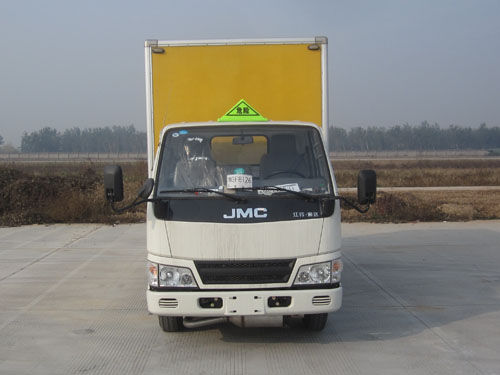 XKC5040XQY5J爆破器材运输车燃油公告图片1