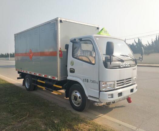 XZC5070XQY5爆破器材运输车燃油公告图片2