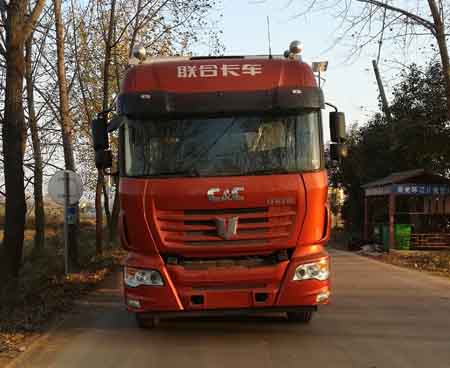 QCC5182XXYD651厢式运输车燃油公告图片1