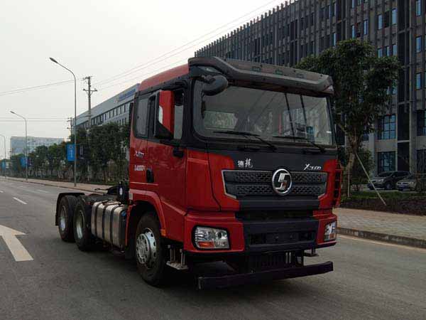 SX4250XC42牵引汽车燃油公告图片2