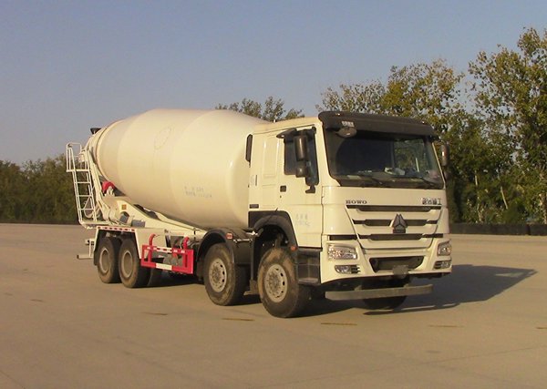 XT5310GJBZZ38G5混凝土搅拌运输车燃油公告图片2