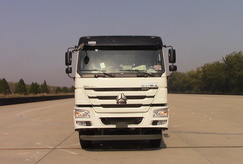 XT5310GJBZZE2混凝土搅拌运输车燃油公告图片1