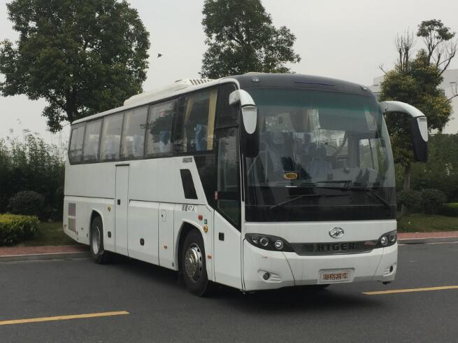 KLQ6105YAE51客车燃油公告图片2